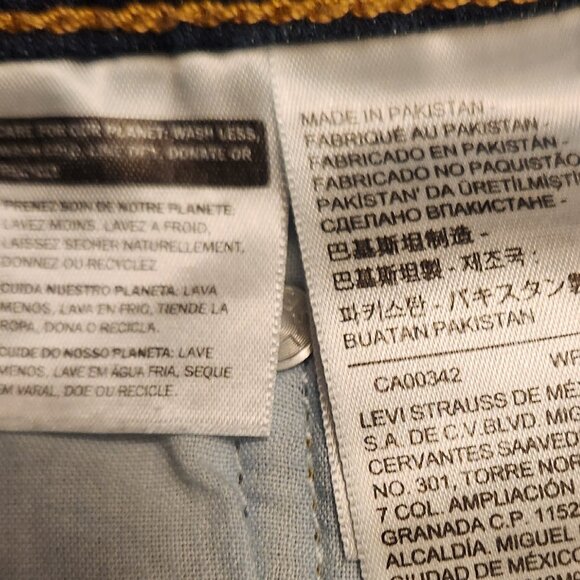 Levi’s 725 High Rise Bootcut Jeans Dark Wash W29 L32 NWOT - Picture 11 of 11